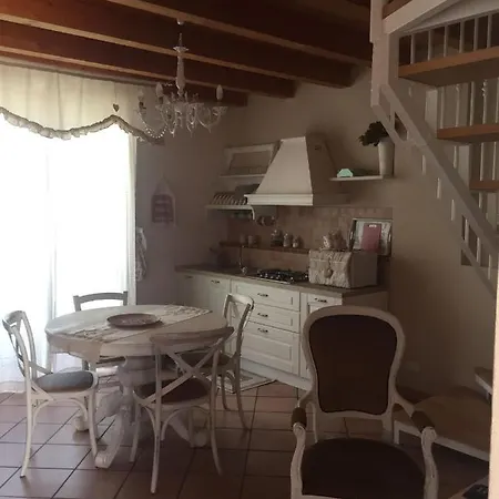 Emily House Pozzallo