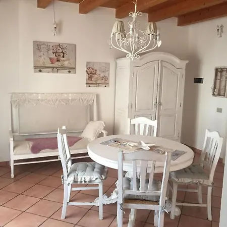 Emily House Pozzallo