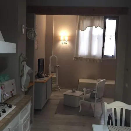 Emily House Pozzallo